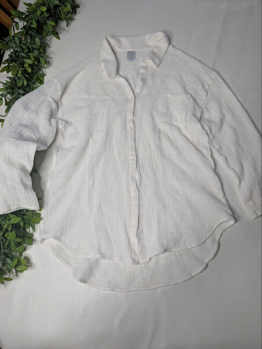 Kona Sol White Cotton Gauze Flowy top Size Large